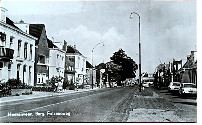 Burg. Falkenaweg vóór 1972.